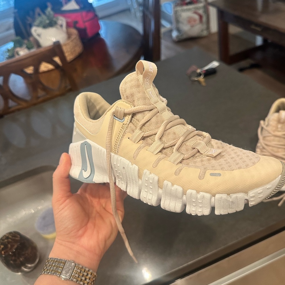 Nike Free METCON! - Picture 2 of 4